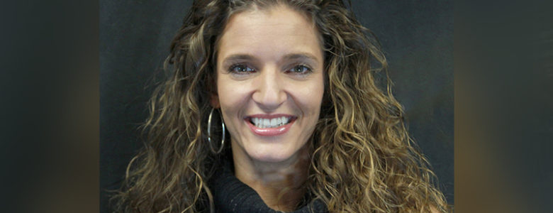 employee angela smiling company photo